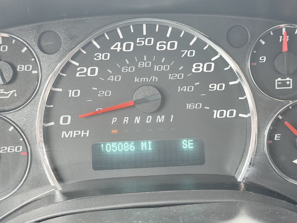 Used 2016 Chevrolet Express 2500 LS RWD image 11