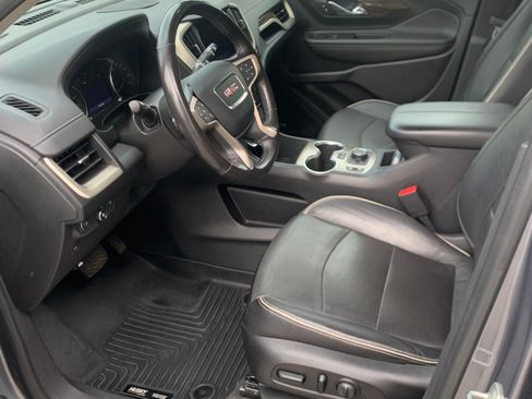 Used 2019 GMC Terrain Denali w/ GMC Pro Grade Package AWD/4WD image 19