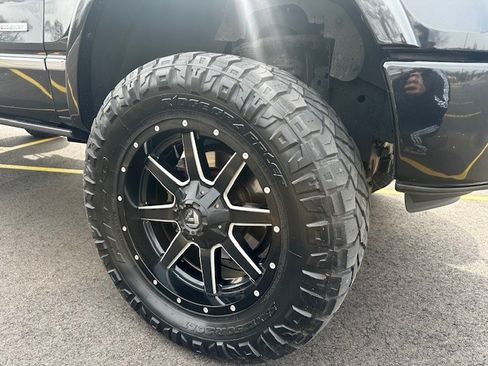 Used 2014 Ford F150 Platinum image 14