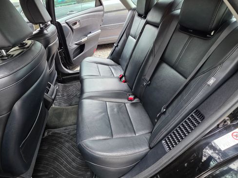 Used 2013 Toyota Avalon XLE Premium image 16