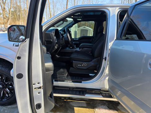 Used 2016 Ford F150 XLT w/ Equipment Group 302A Luxury image 2