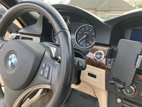 Used 2008 BMW 335i Convertible image 14