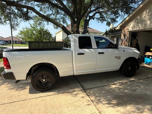 Used 2022 RAM 1500 Tradesman w/ Electronics Group AWD/4WD image 11