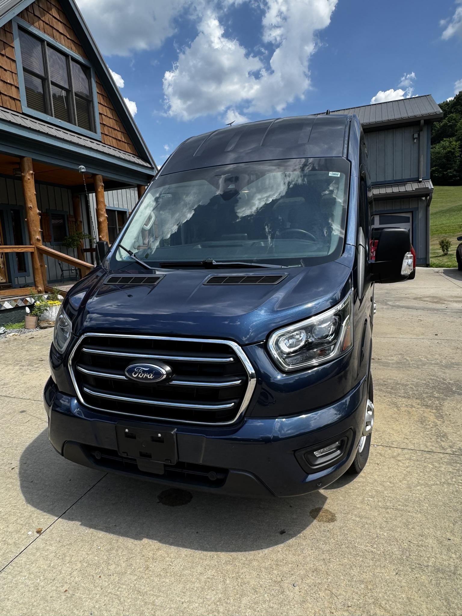 Used 2020 Ford Transit 350 XLT AWD/4WD image 2