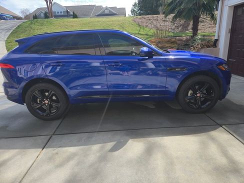 Used 2018 Jaguar F-PACE R-Sport image 5