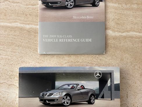 Used 2009 Mercedes-Benz SLK 350 image 17
