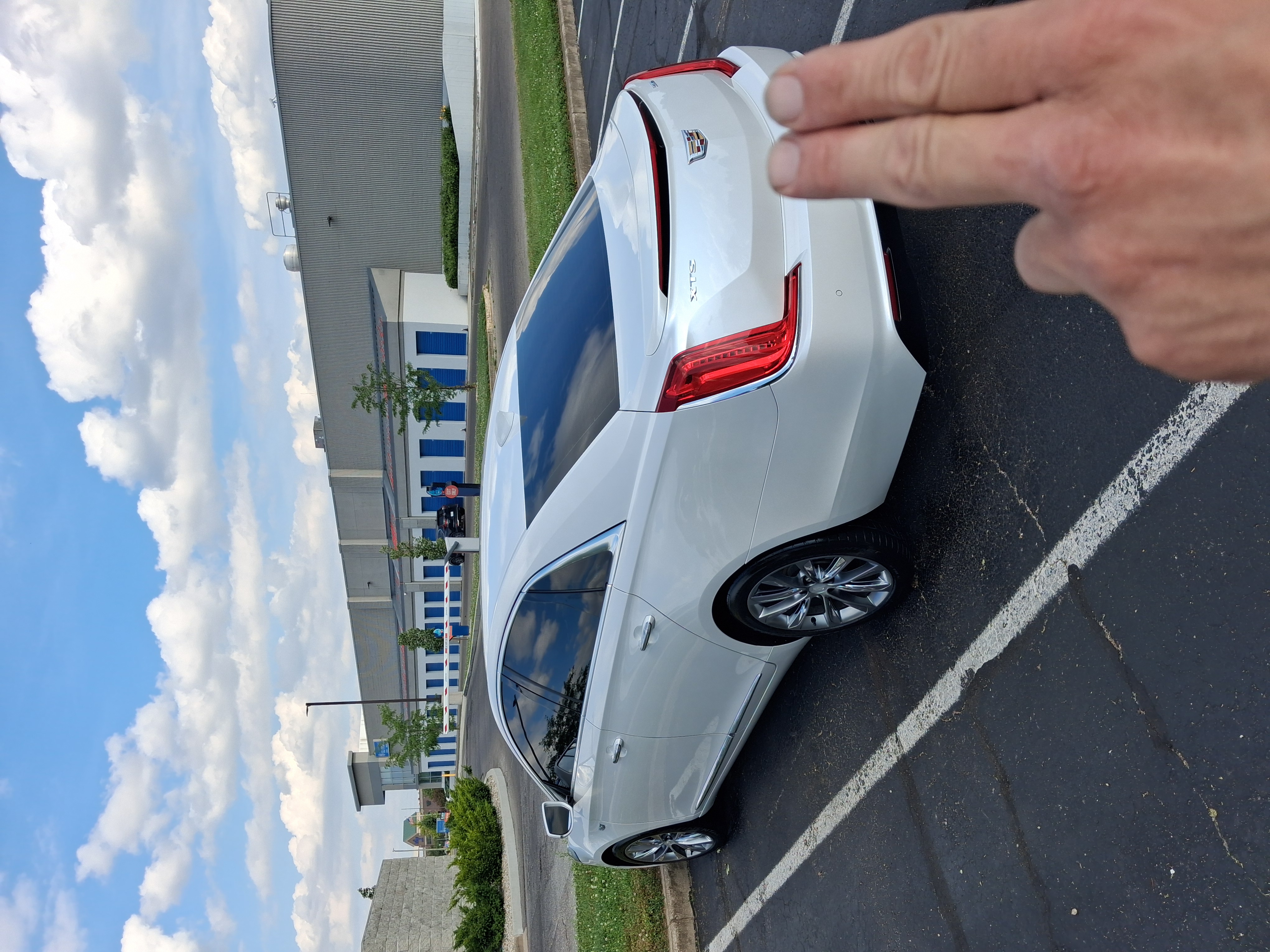 Used 2018 Cadillac XTS FWD image 11
