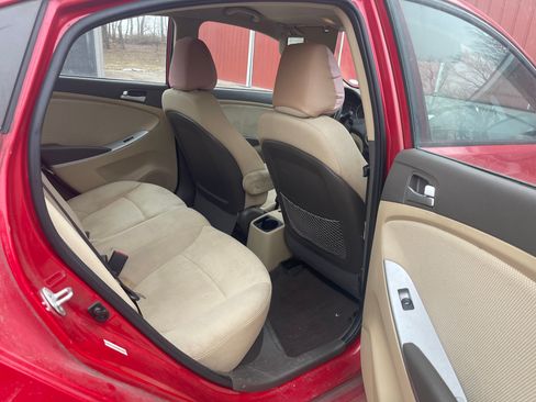 Used 2013 Hyundai Accent GLS image 8