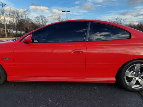 Used 2005 Pontiac GTO Coupe 2D image 4