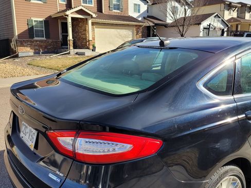 Used 2016 Ford Fusion SE w/ Equipment Group 202A image 5