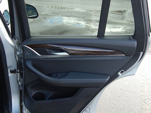 Used 2018 BMW X3 xDrive30i image 17