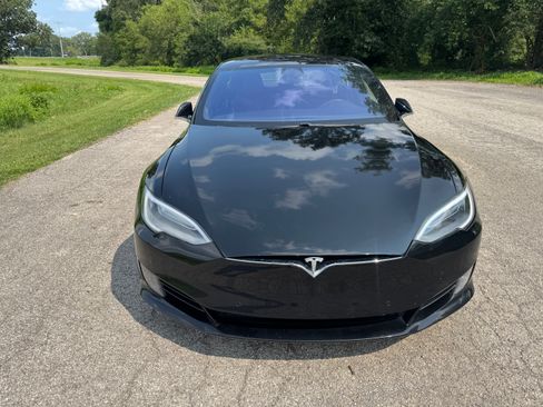 Used 2017 Tesla Model S 100D AWD/4WD image 16