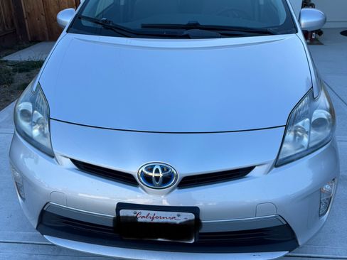 Used 2012 Toyota Prius Prime Advanced image 2