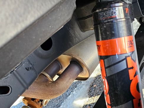 Used 2022 Ford F150 Lariat w/ Equipment Group 502A High image 29