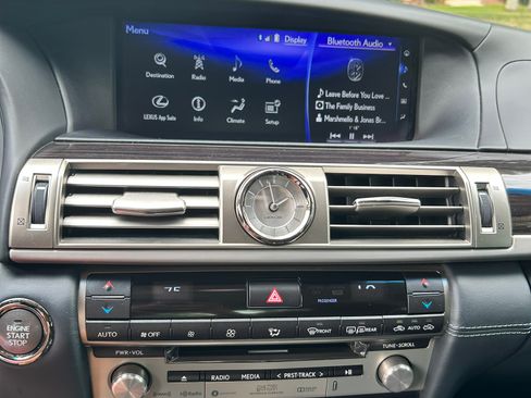 Used 2016 Lexus LS 460 L RWD image 13