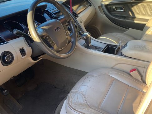 Used 2012 Ford Taurus SEL image 9