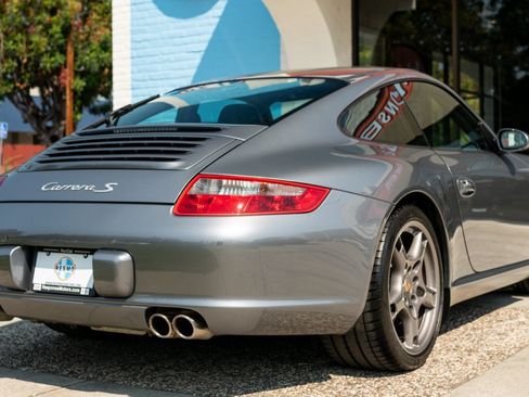 Used 2006 Porsche 911 Carrera S image 6