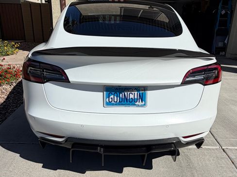 Used 2018 Tesla Model 3 Performance image 6