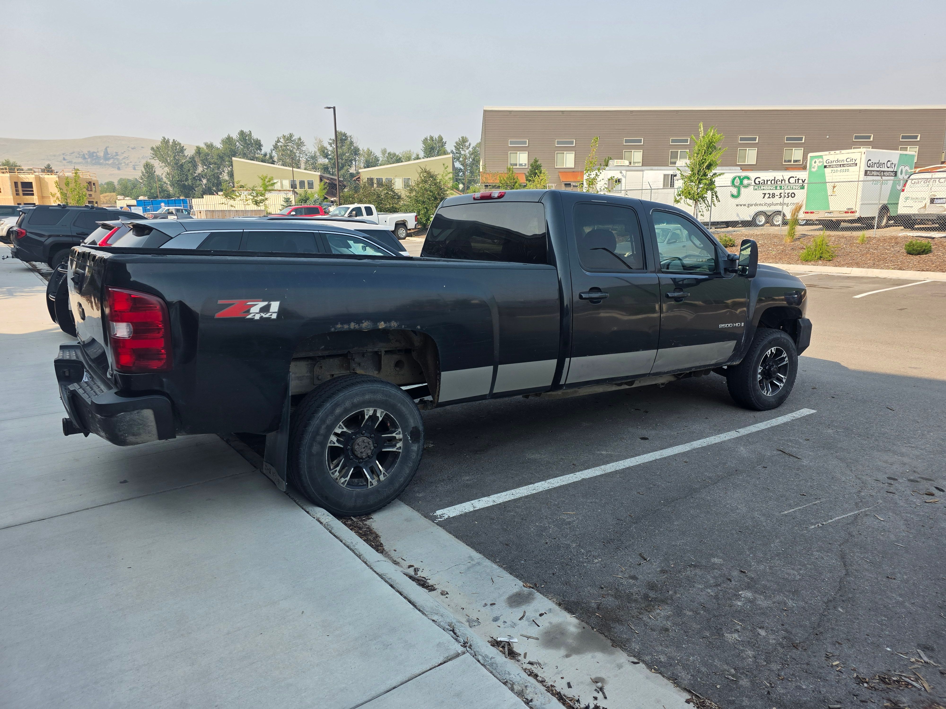 Used 2009 Chevrolet Silverado 2500 LTZ w/ Safety Package AWD/4WD image 5