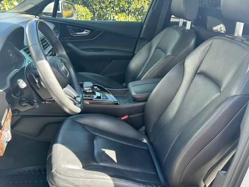 Used 2019 Audi Q7 3.0T Premium Plus w/ Premium Plus Package AWD/4WD image 14