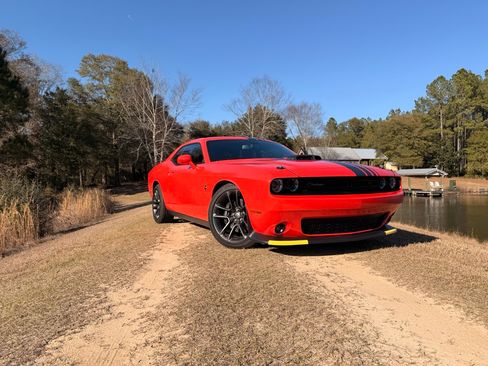 Used 2023 Dodge Challenger R/T Scat Pack w/ Plus Package image 1