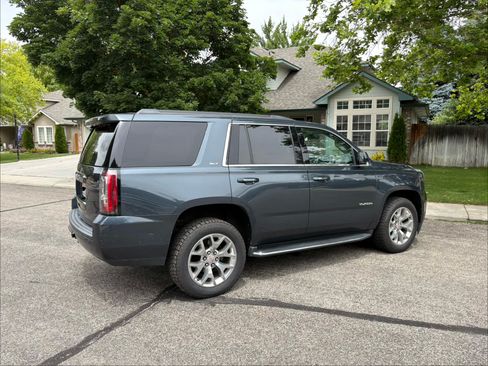 Used 2019 GMC Yukon SLT AWD/4WD image 2