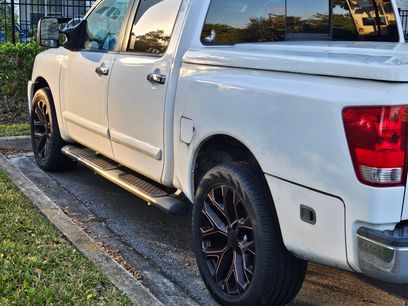 Used 2004 Nissan Titan LE w/ (NAV) Nissan Navigation Pkg