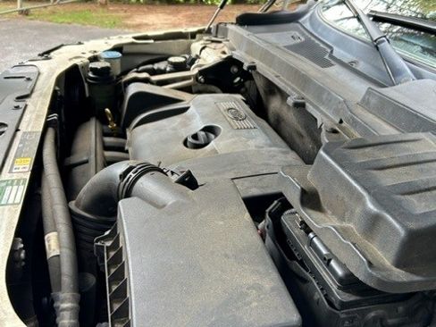 Used 2008 Land Rover LR2 HSE image 12