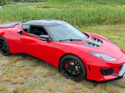 Used 2018 Lotus Evora 400 RWD image 8