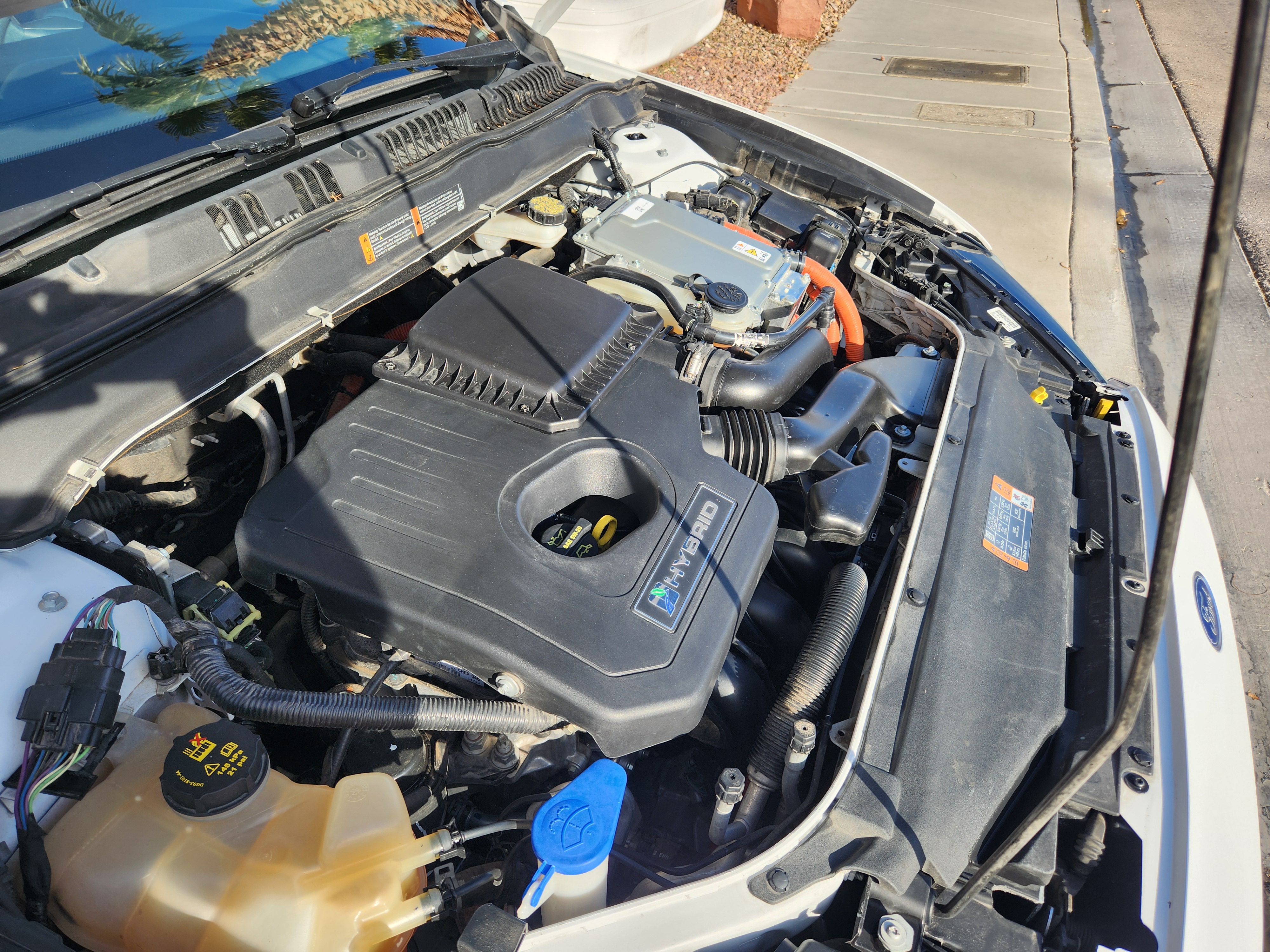 Used 2014 Ford Fusion SE FWD image 14