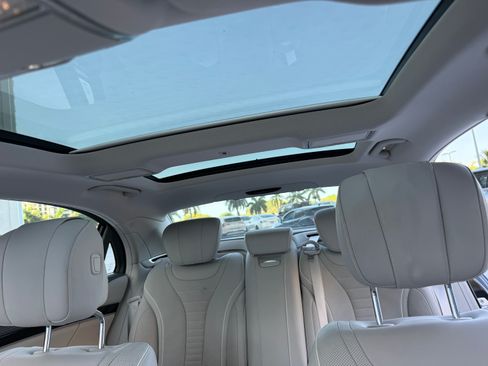 Used 2016 Mercedes-Benz S 550 Sedan image 10