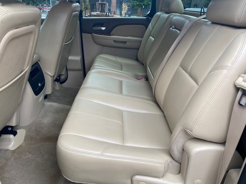 Used 2011 GMC Sierra 1500 SLT w/ Suspension Package, Off-Road image 14