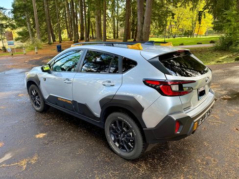 Used 2024 Subaru Crosstrek 2.5i Wilderness w/ Crosstrek Mirror Package image 6
