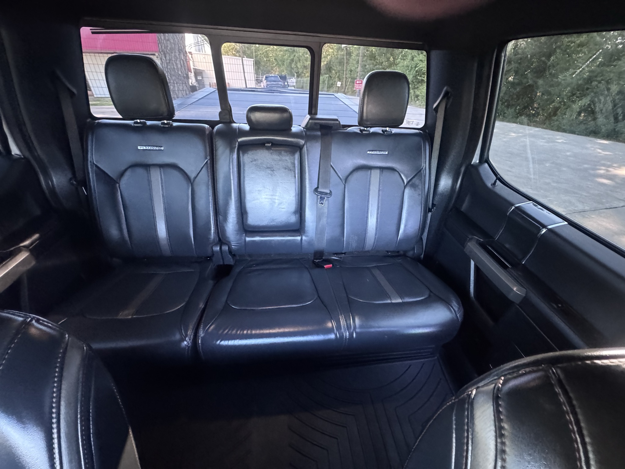 Used 2022 Ford F350 Platinum AWD/4WD image 19