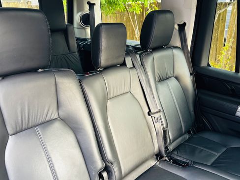Used 2013 Land Rover LR4 HSE LUX image 17