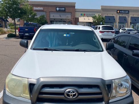 Used 2010 Toyota Tacoma PreRunner RWD image 18