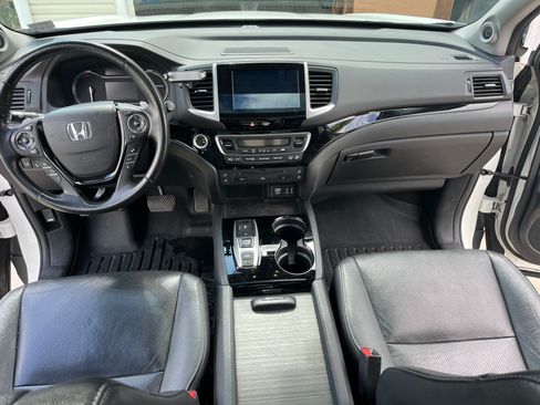 Used 2016 Honda Pilot Elite image 11