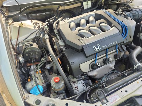 Used 1998 Honda Accord LX image 2