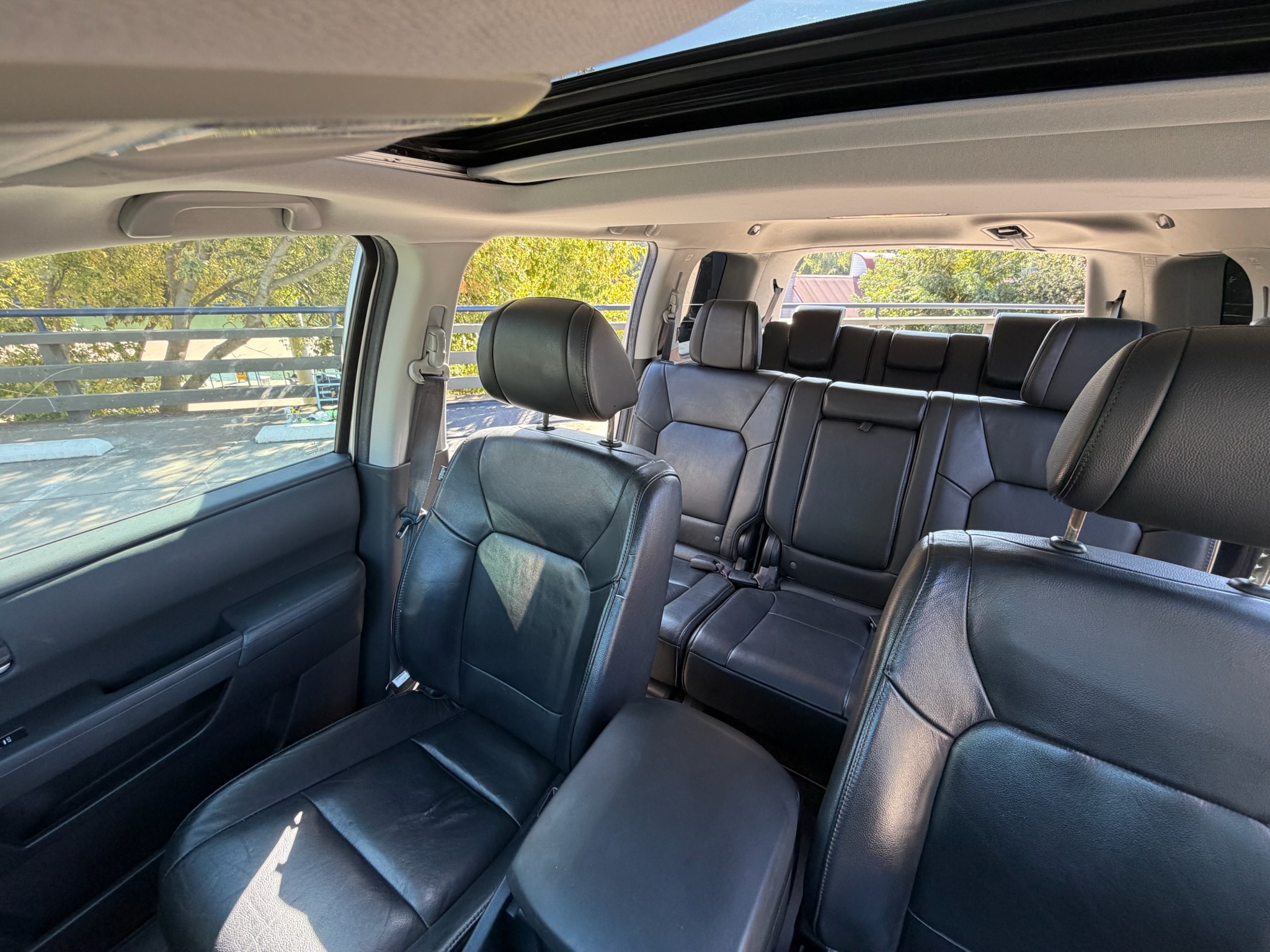 Used 2012 Honda Pilot EX-L image 17