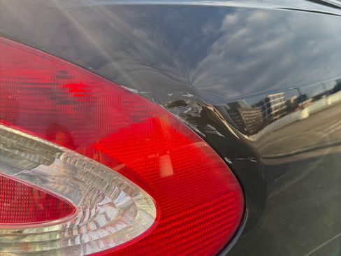 Used 2005 Mercedes-Benz CLK 320 Cabriolet image 11