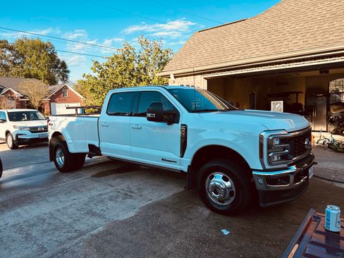 Used 2025 Ford F350 Lariat w/ Lariat Ultimate Package image 5