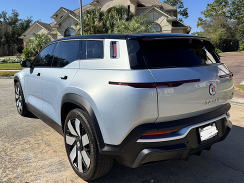 Used 2023 Fisker Ocean One image 8