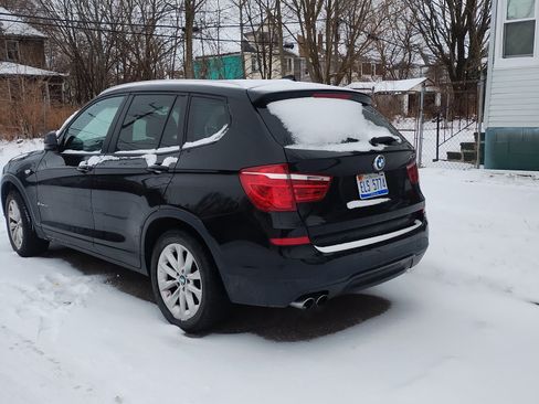 Used 2017 BMW X3 xDrive28i image 2