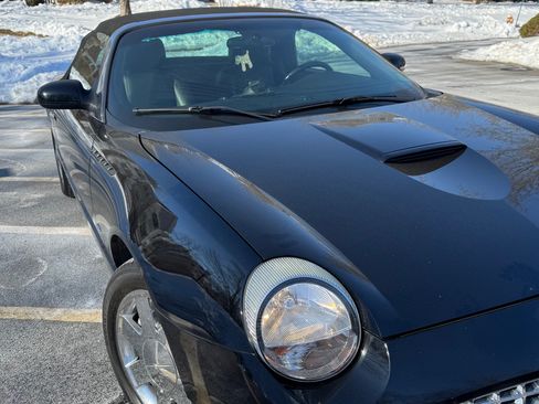 Used 2003 Ford Thunderbird Convertible 2D image 4