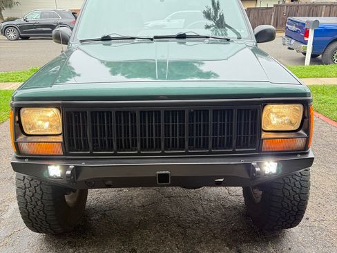 Used 1993 Jeep Cherokee Sport image 8