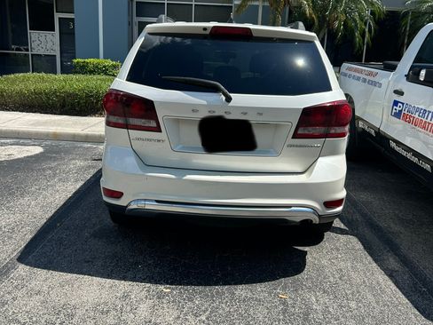 Used 2016 Dodge Journey Crossroad FWD image 4
