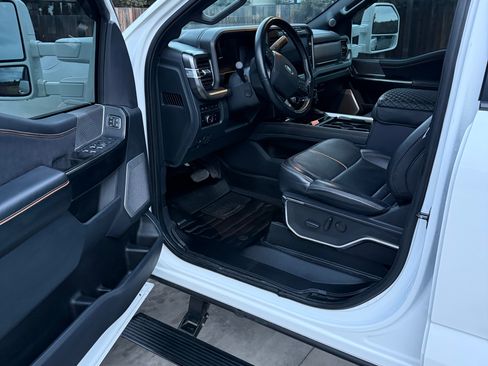 Used 2023 Ford F350 Platinum w/ FX4 Off-Road Package image 13