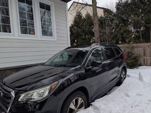 Used 2019 Subaru Ascent Premium w/ Popular Package #3 image 4