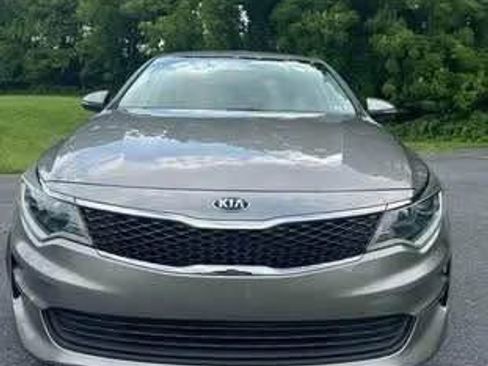 Used 2016 Kia Optima LX FWD image 4