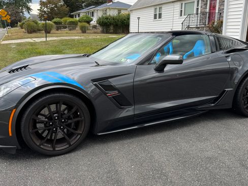Used 2017 Chevrolet Corvette Grand Sport image 4